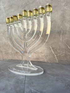 חנוכיה דגם - מנורה