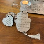 סט תליון ומחזיק
