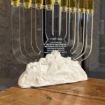 חנוכייה דגם סלע מזמור