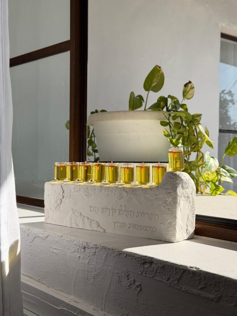 WhatsApp Image 2025-11-01 at 19.47.16