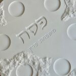 צלחת פסח מבטון - דגם הודיה