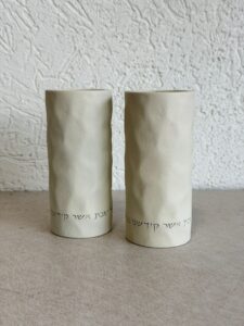 זוג פמוטי נרות מהודר – שמנת